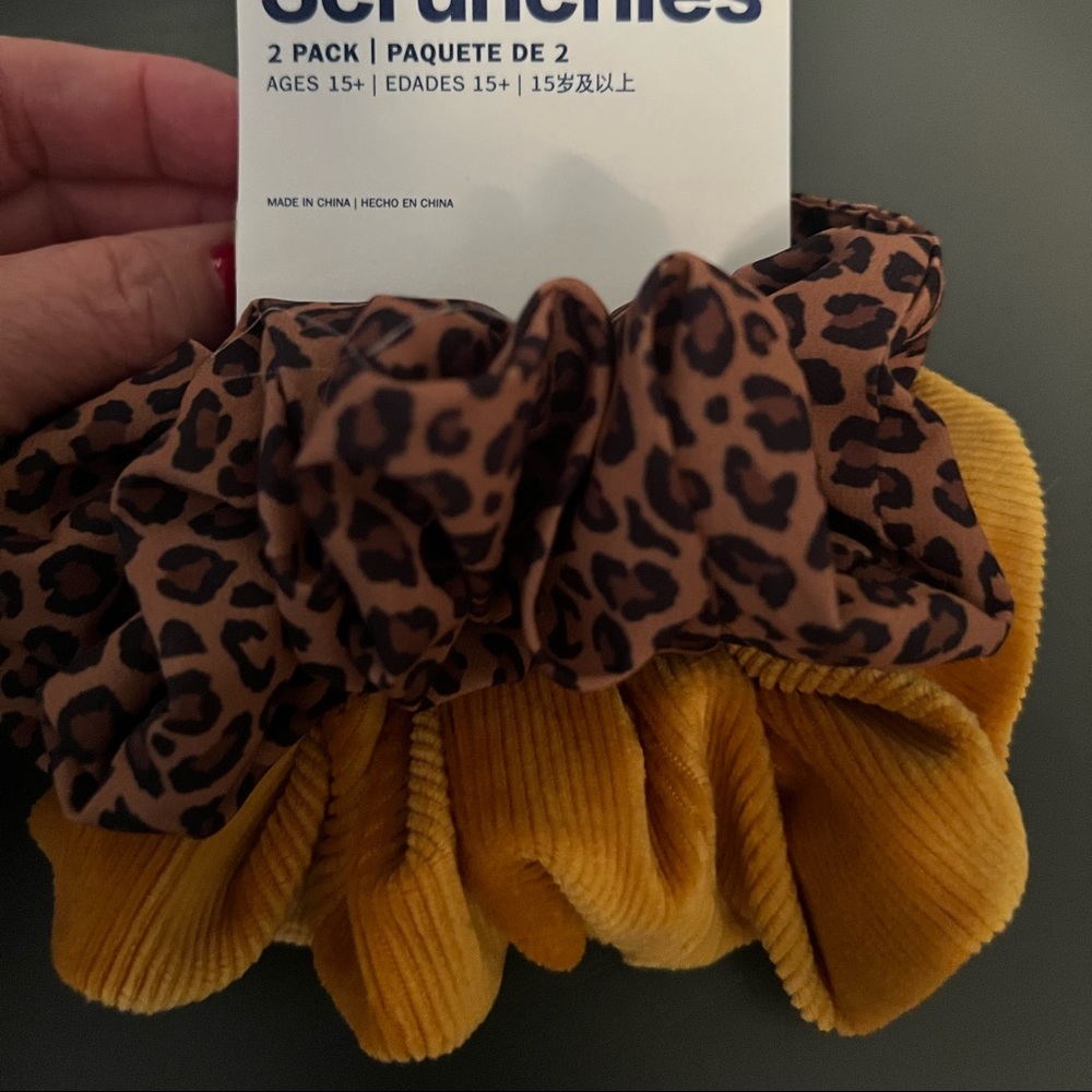 Scrunches